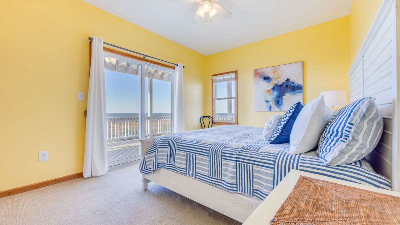 Photo of Bedroom in Wind Over Waves