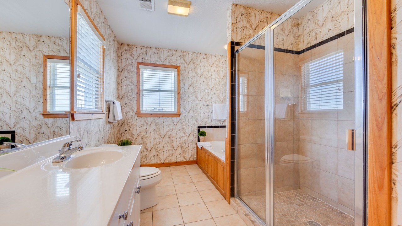Photo of Bathroom in Wind Over Waves