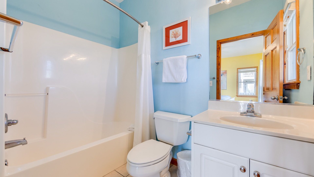 Photo of Bathroom in Wind Over Waves