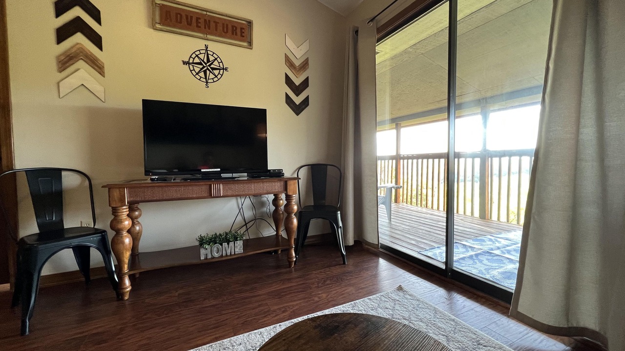 Photo of Livingroom in Notch Estates