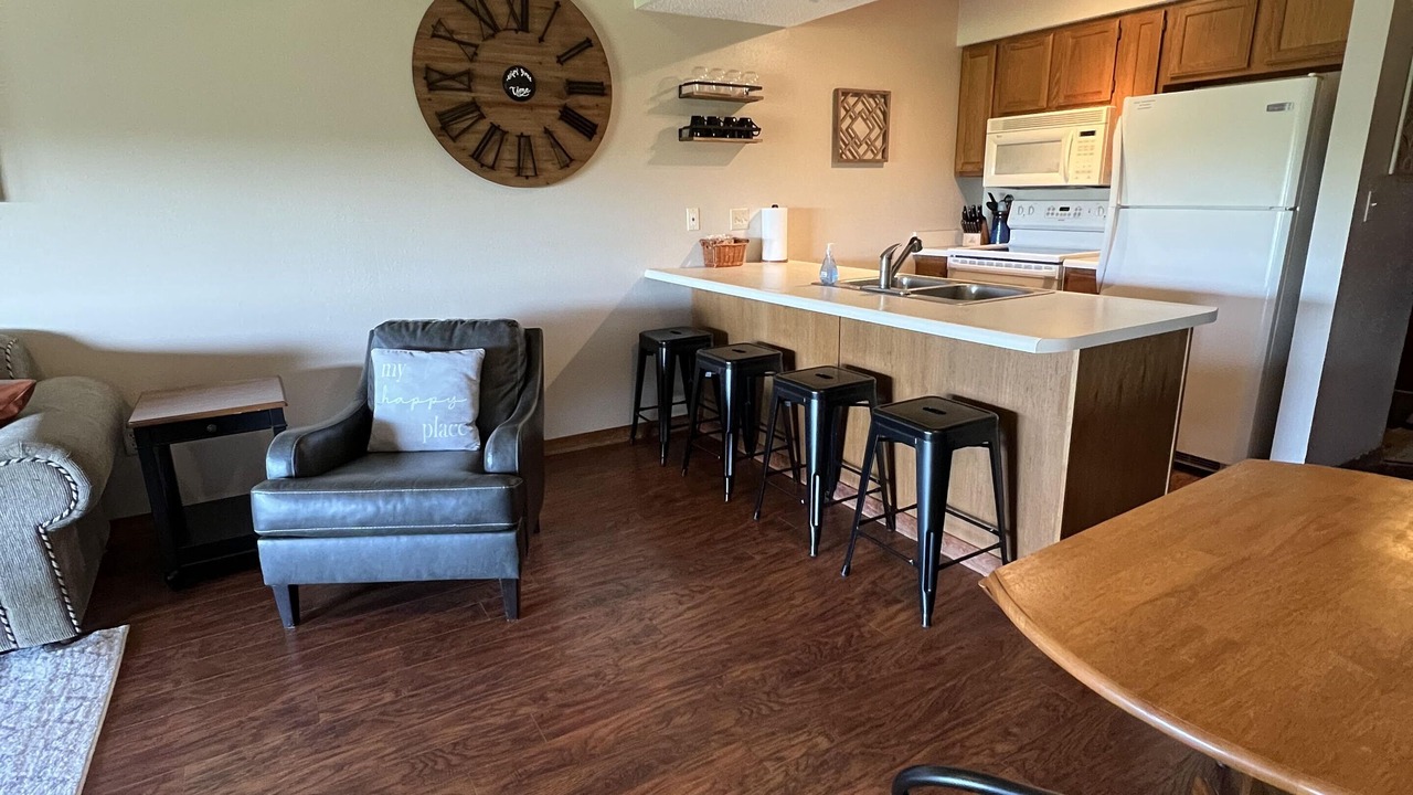 Photo of Others in Notch Estates