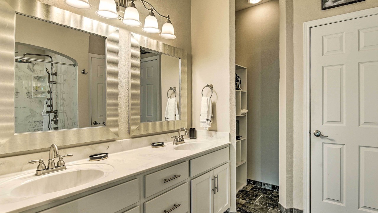 Photo of Bathroom in Branson