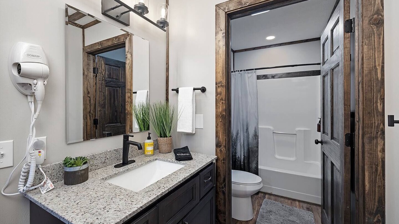 Photo of Bathroom in Branson