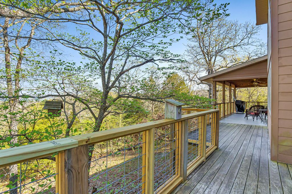 Photo of Patio Balcony in Blue Eye