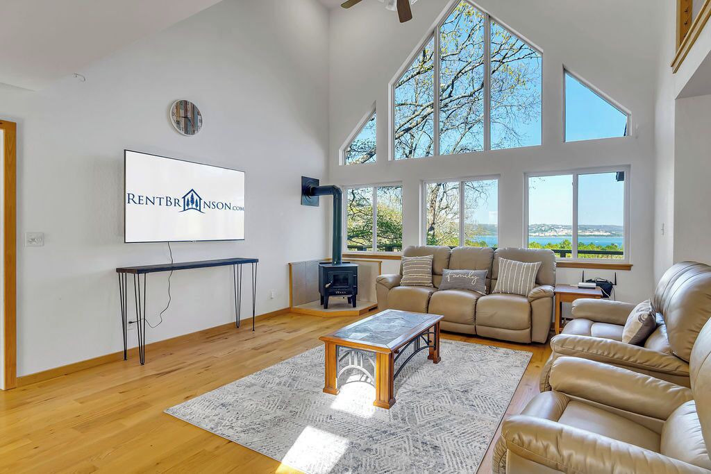 Photo of Livingroom in Blue Eye