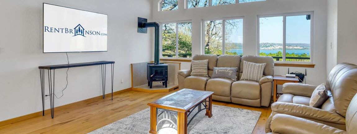 Photo of Livingroom in Blue Eye