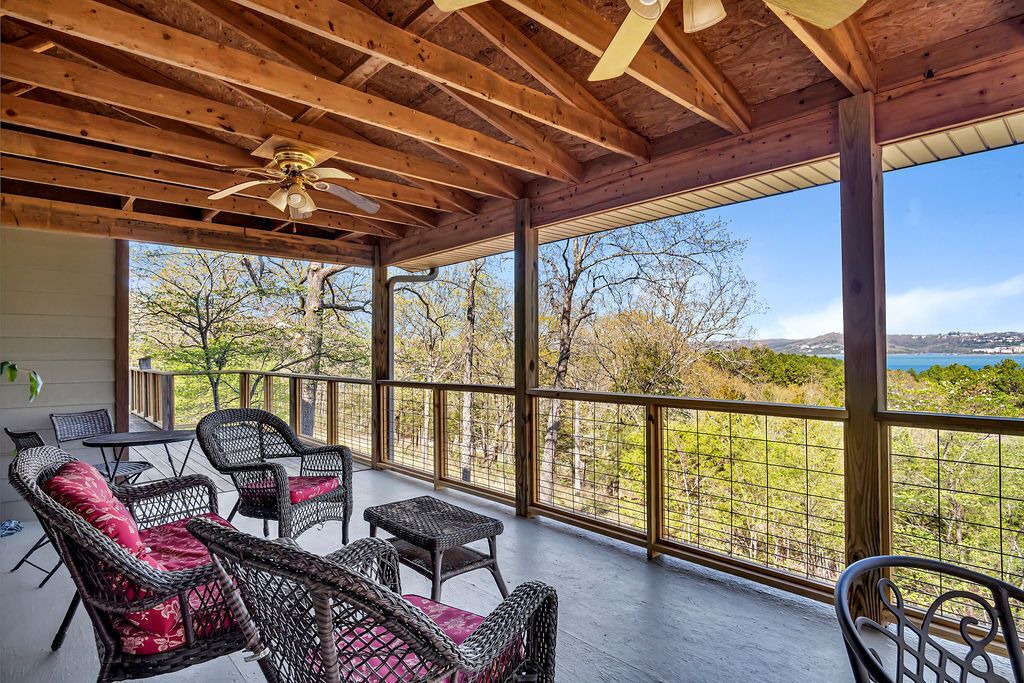Photo of Patio Balcony in Blue Eye