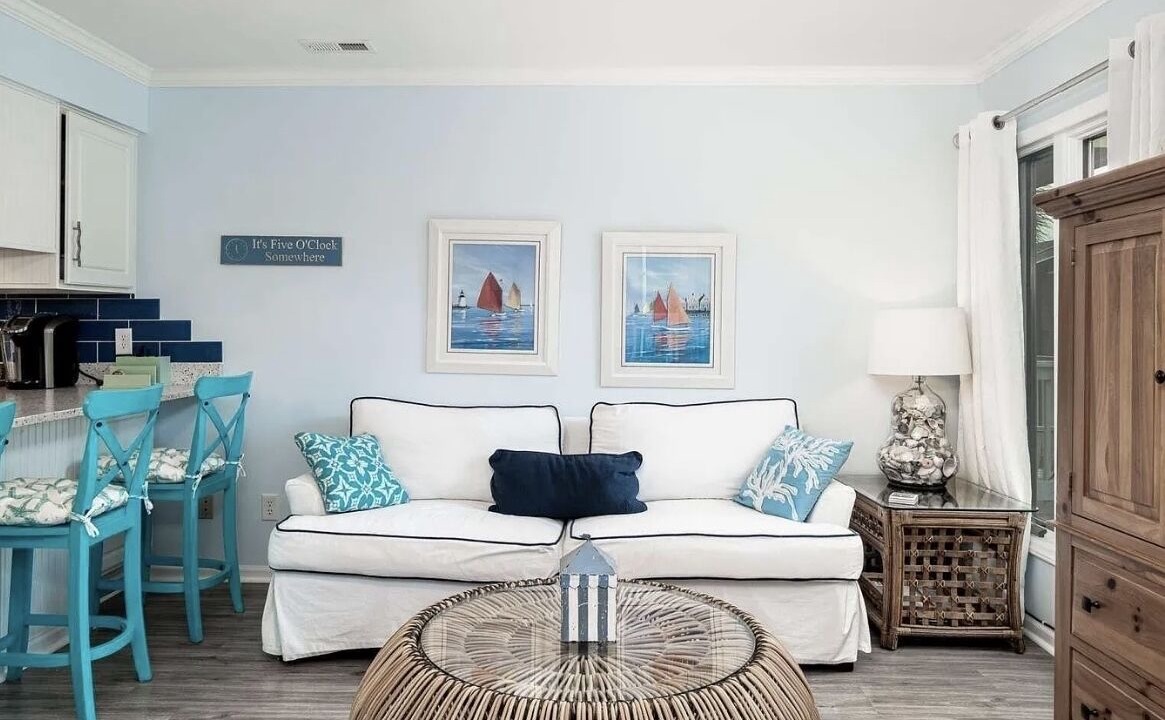 Photo of Livingroom in Emerald Isle