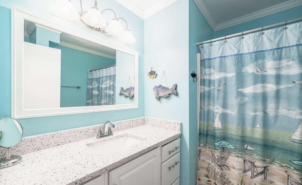 Photo of Bathroom in Emerald Isle