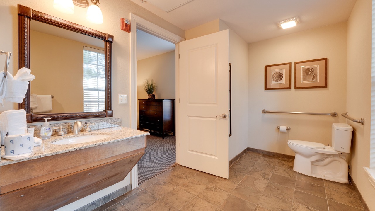 Photo of Bathroom in Branson