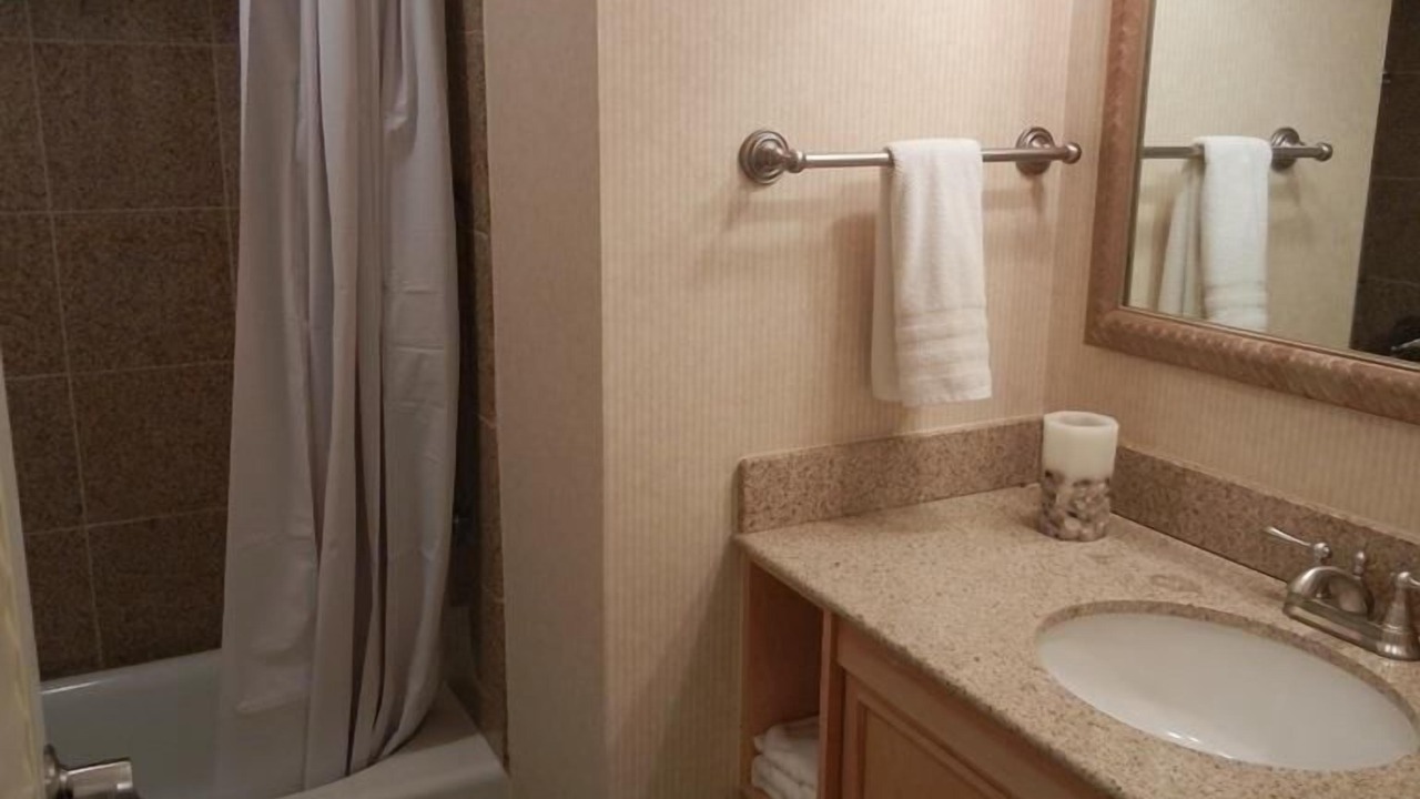 Photo of Bathroom in Hatteras