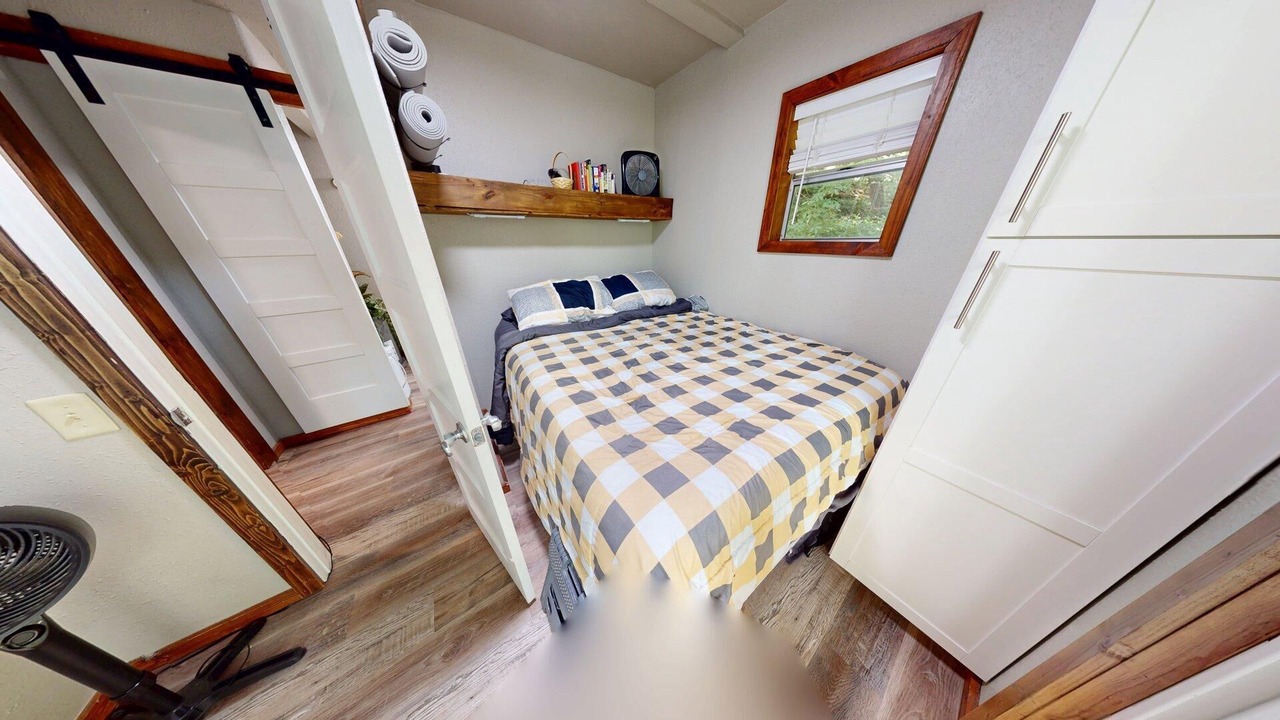 Photo of Bedroom in Anderson