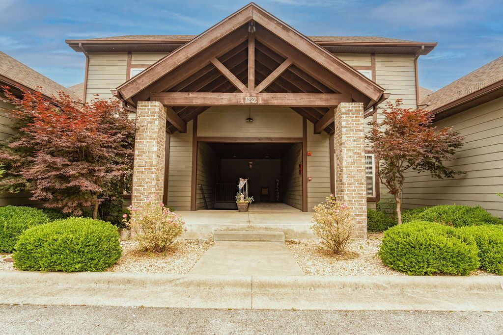 Photo of Outdoor in Branson West
