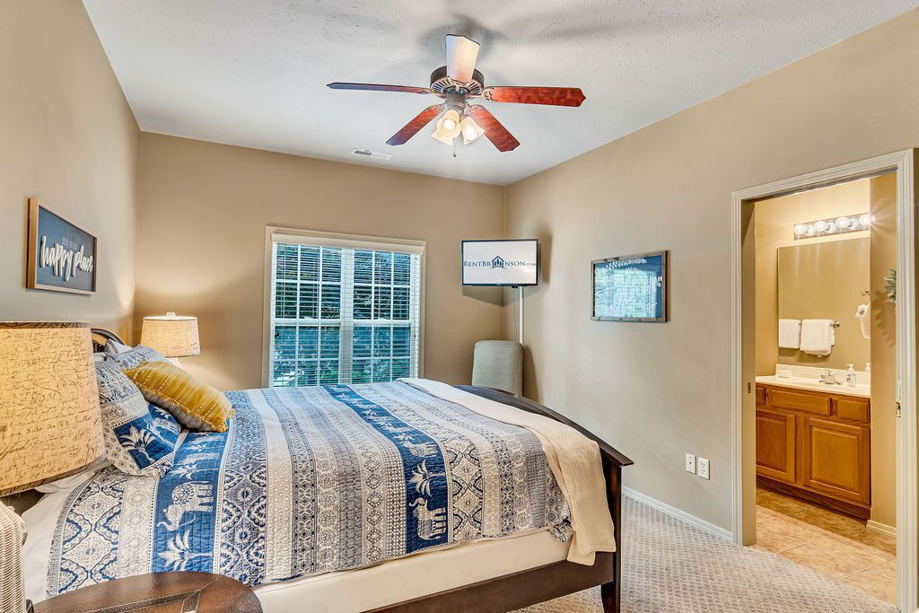 Photo of Bedroom in Branson West