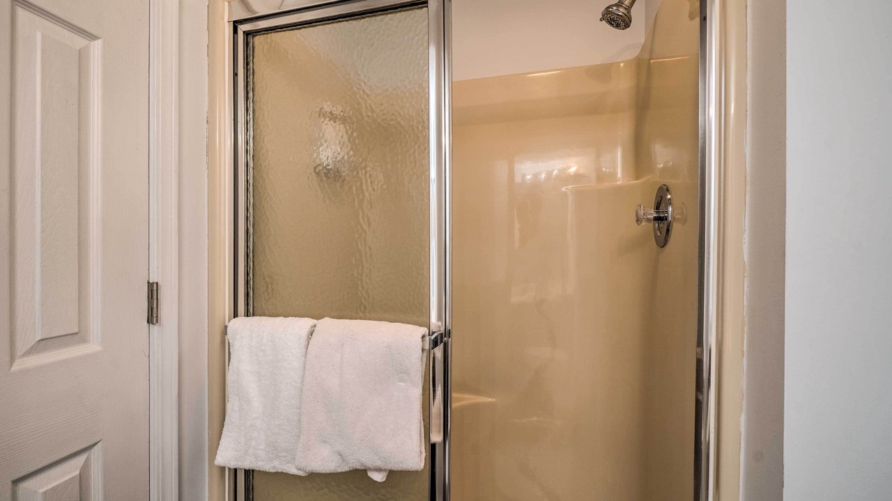 Photo of Bathroom in Notch Estates