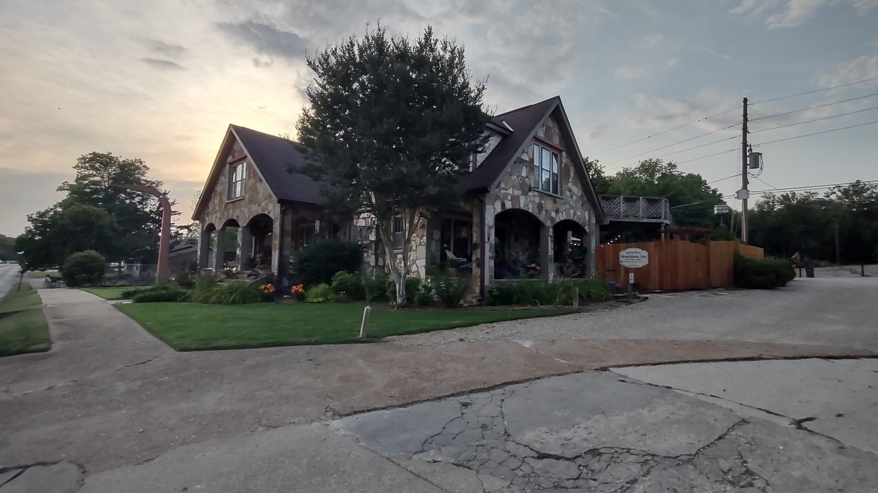 Photo of Outdoor in Hardy