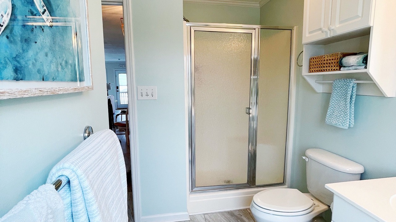 Photo of Bathroom in Emerald Isle