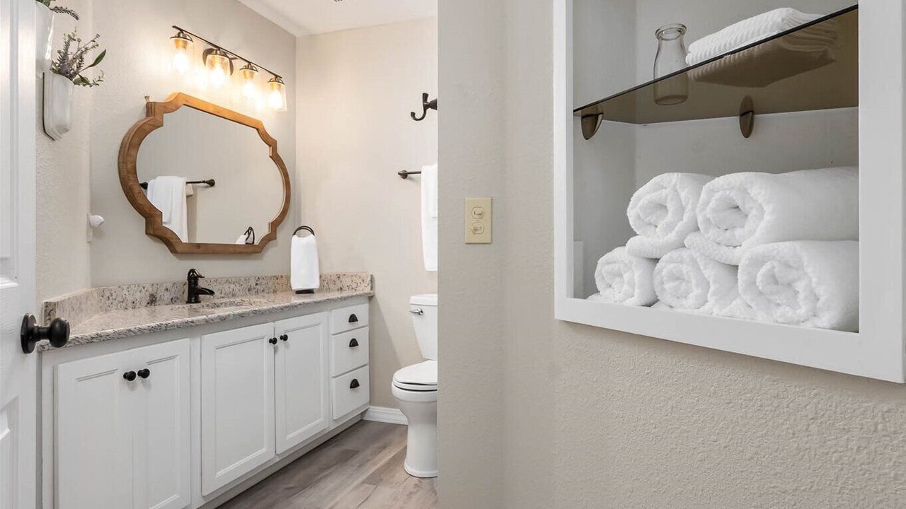 Photo of Bathroom in Table Rock