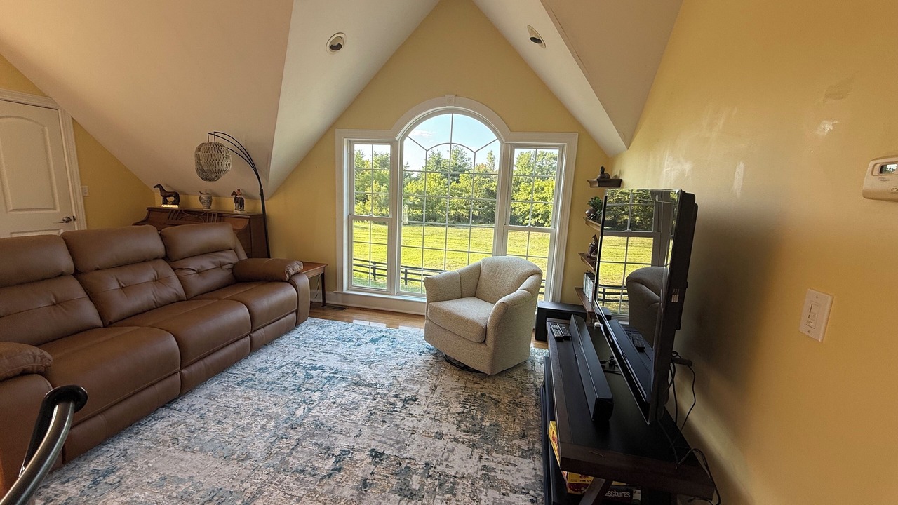 Photo of Livingroom in Simpsonville