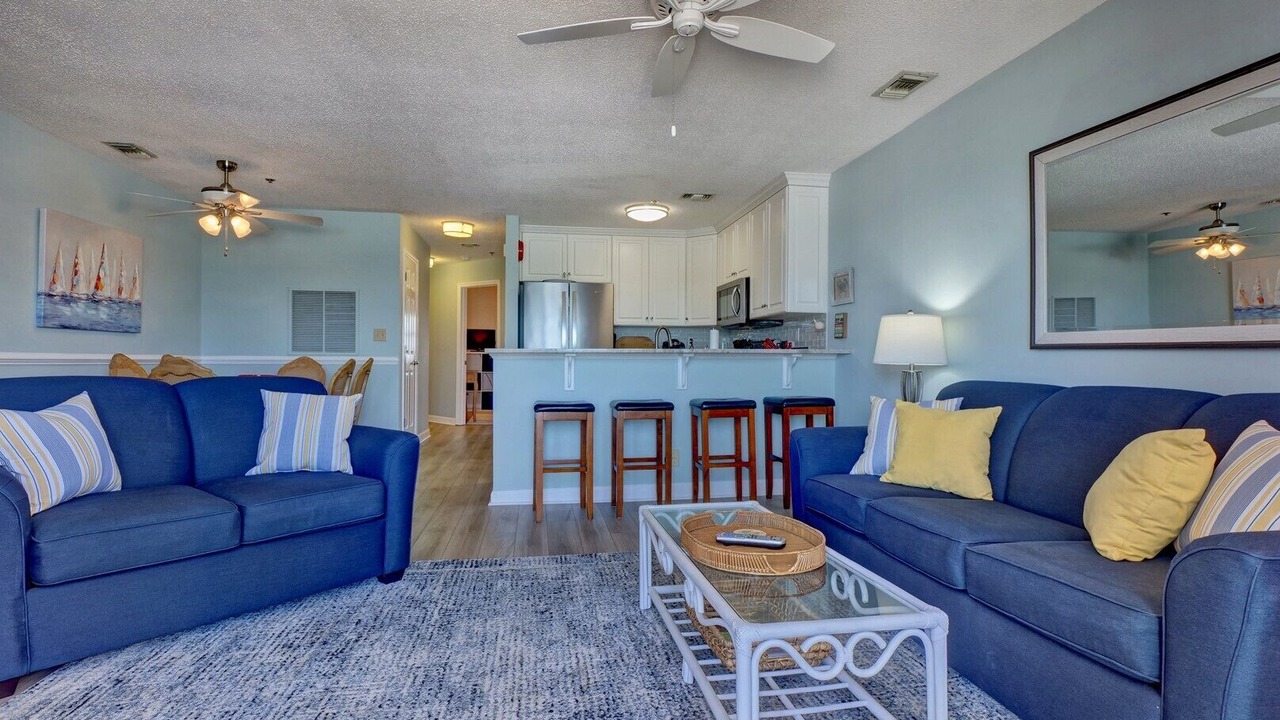 Photo of Livingroom in North Topsail Beach