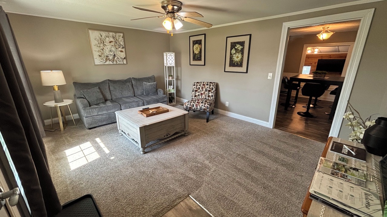 Photo of Livingroom in Shepherdsville
