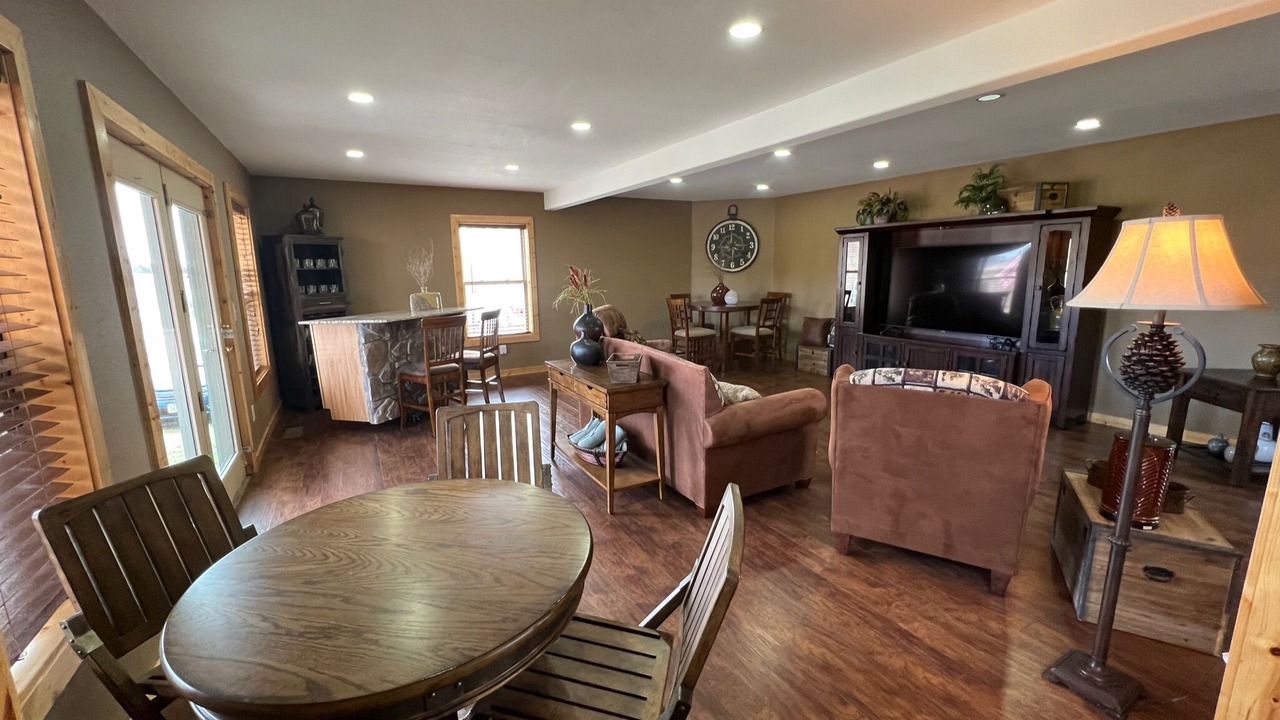 Photo of Bedroom in Shell Knob