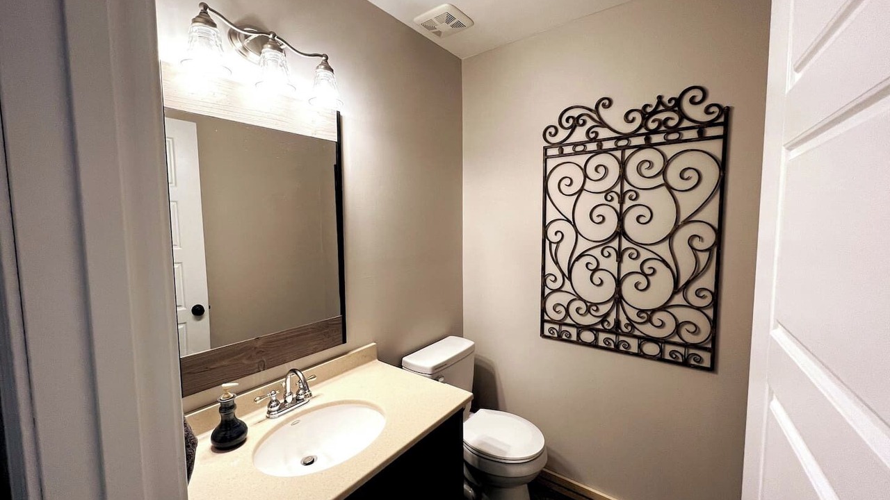 Photo of Bedroom in Shell Knob