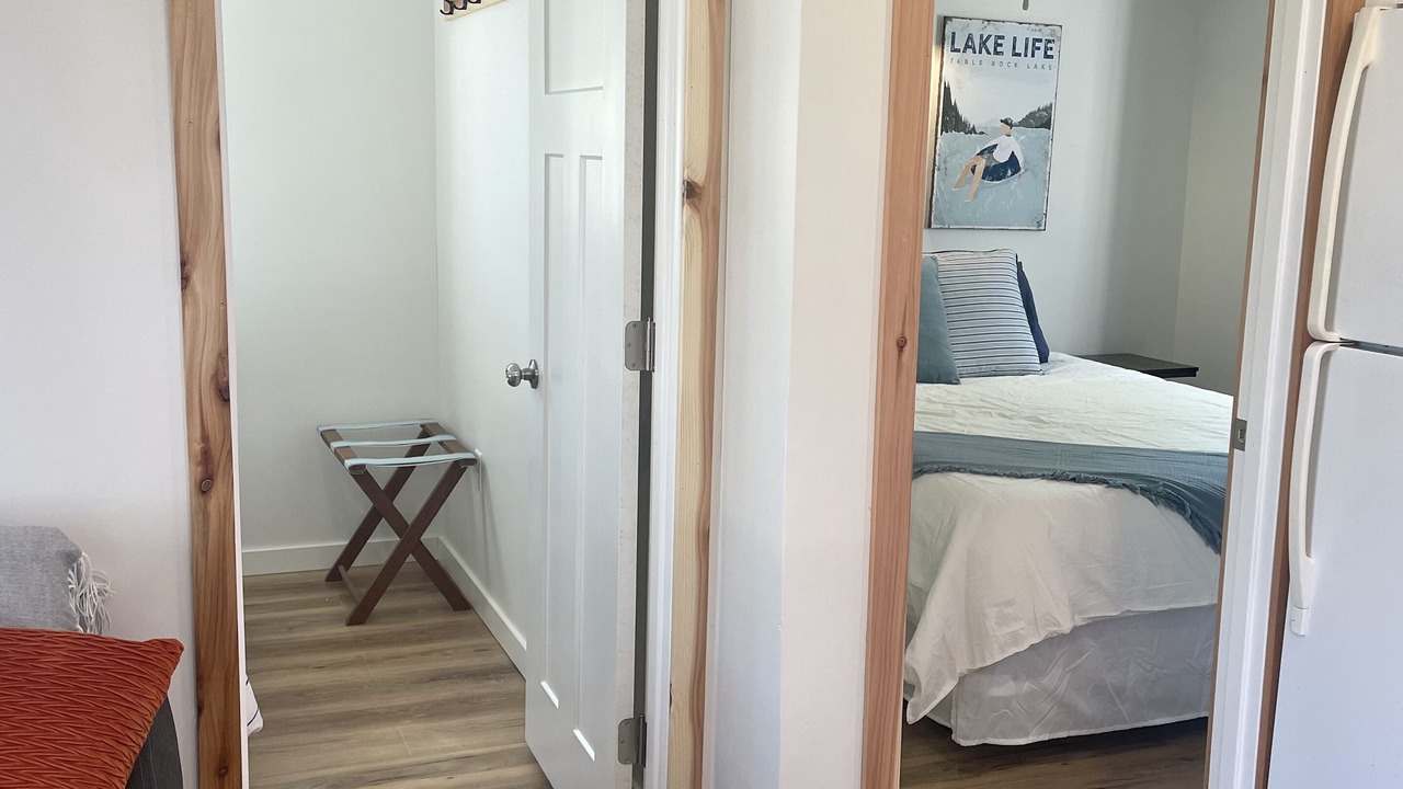 Photo of Bedroom in Kimberling City