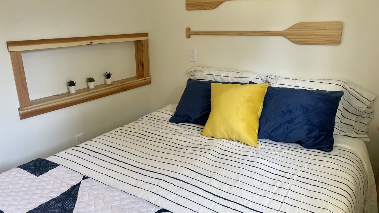 Photo of Bedroom in Kimberling City