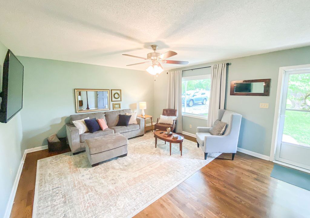 Photo of Livingroom in Springfield