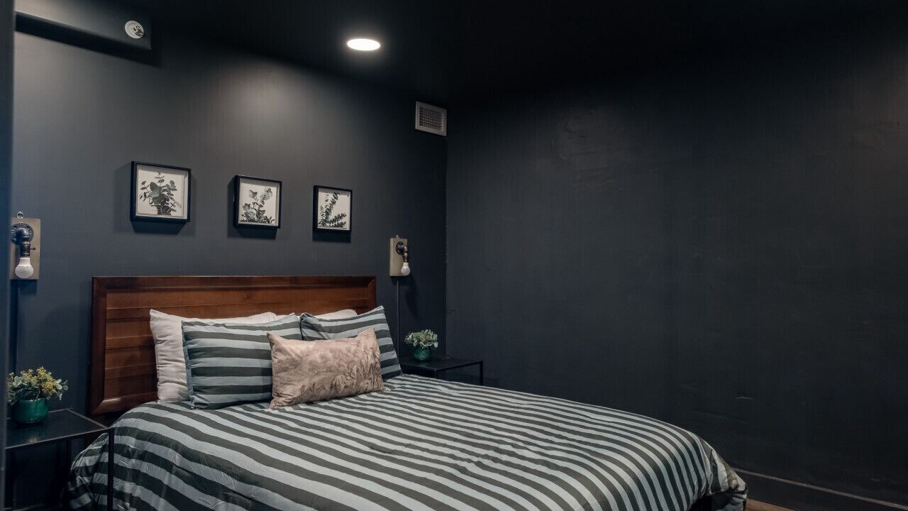 Photo of Bedroom in West Main Historic District