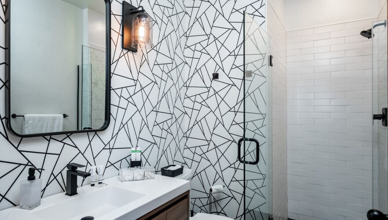 Photo of Bathroom in West Main Historic District