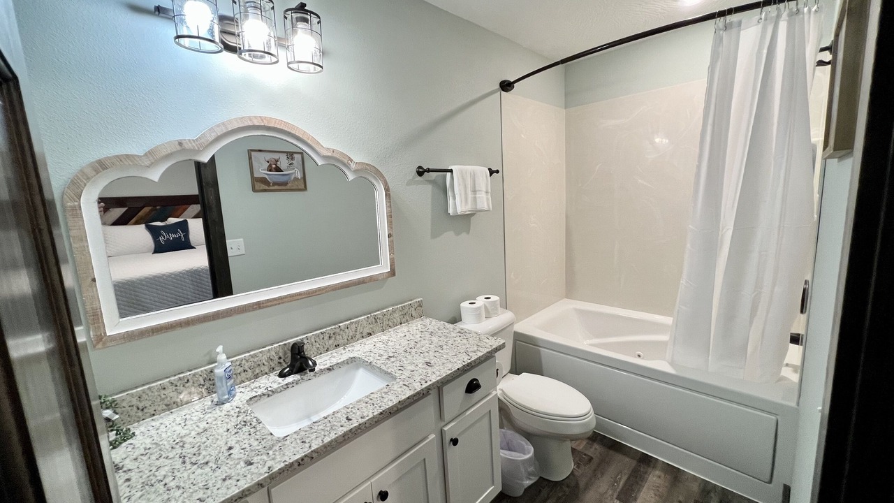 Photo of Bathroom in Lampe