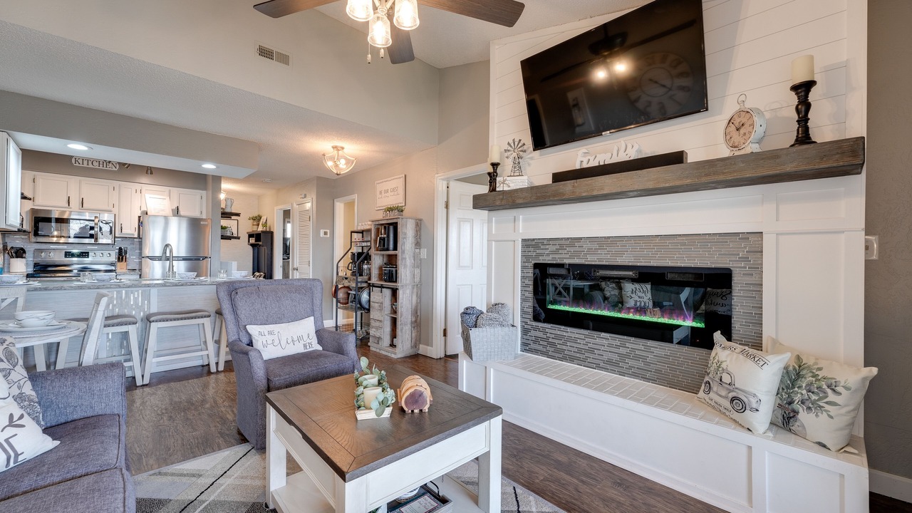 Photo of Others in Notch Estates