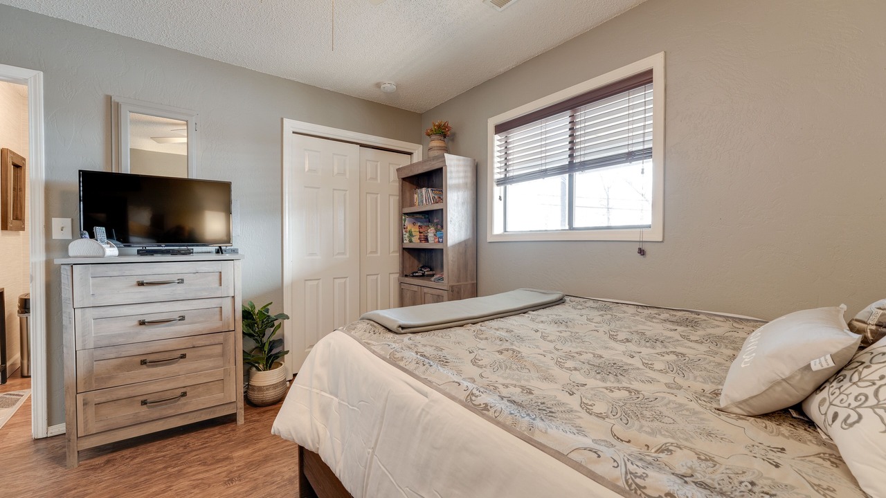 Photo of Bedroom in Notch Estates