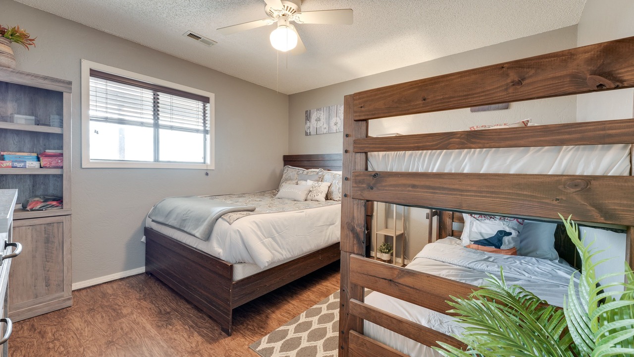 Photo of Others in Notch Estates