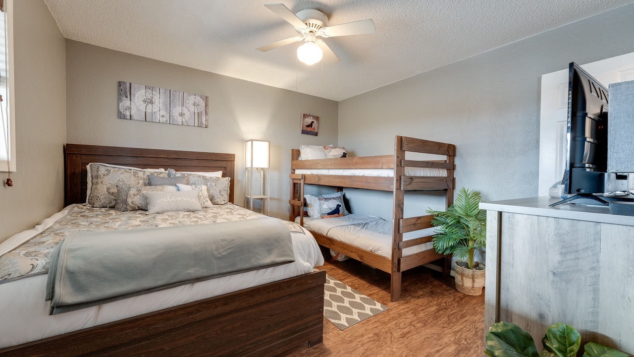 Photo of Bedroom in Notch Estates