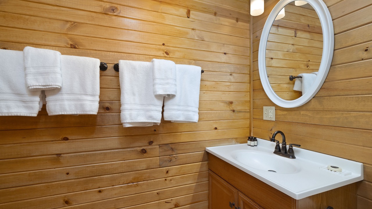 Photo of Bathroom in Branson