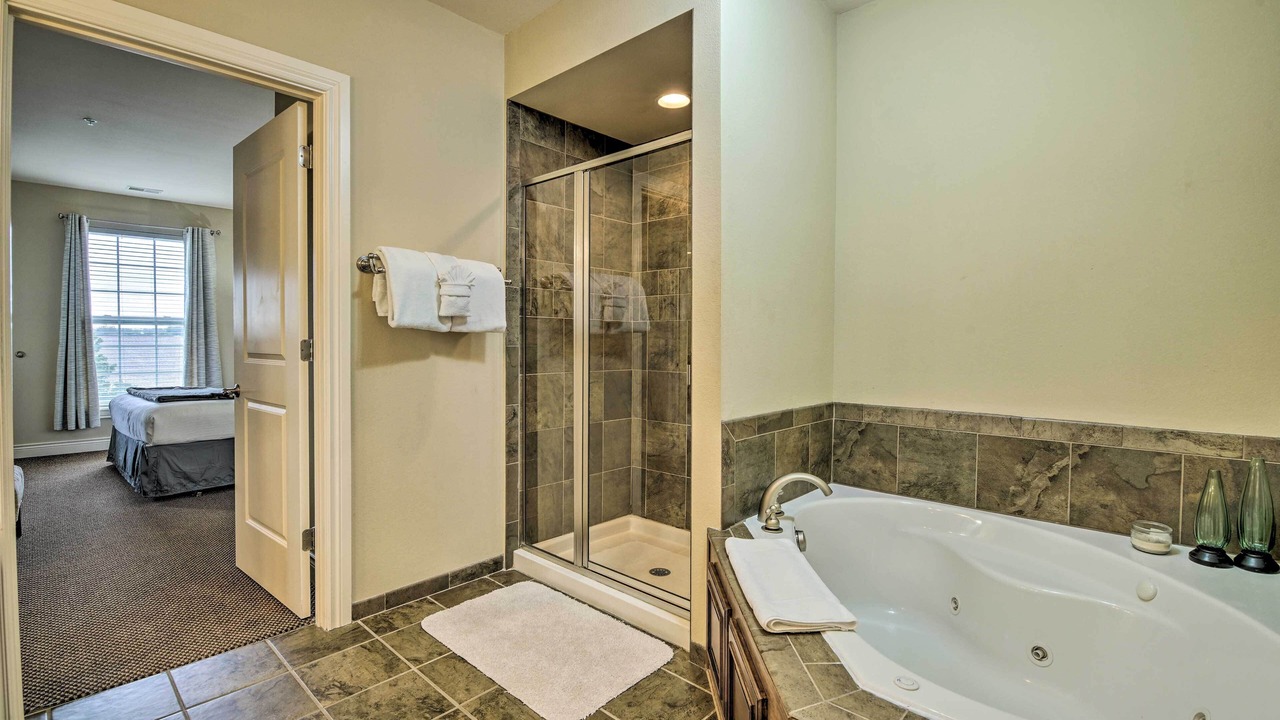 Photo of Bathroom in Branson