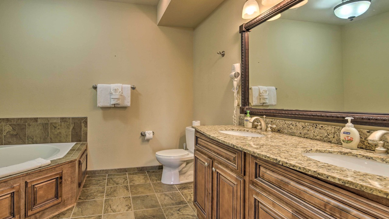 Photo of Bathroom in Branson