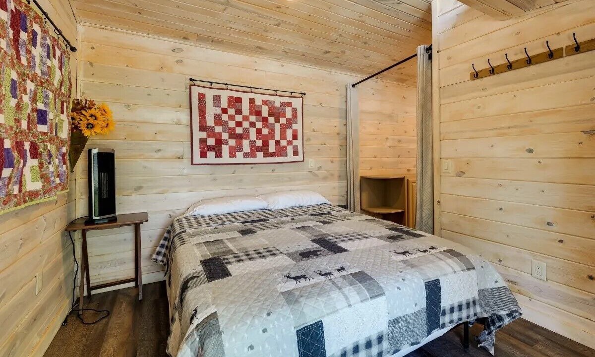 Photo of Bedroom in Indian Point