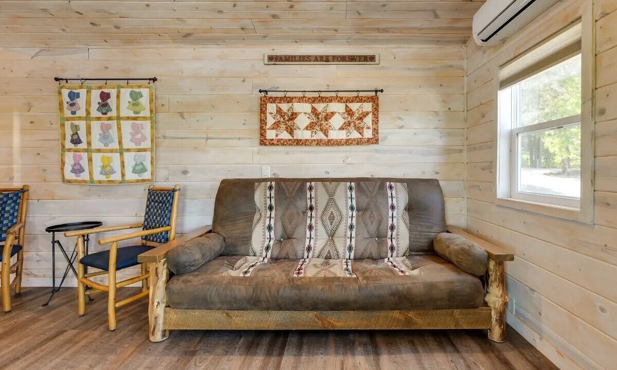 Photo of Livingroom in Indian Point