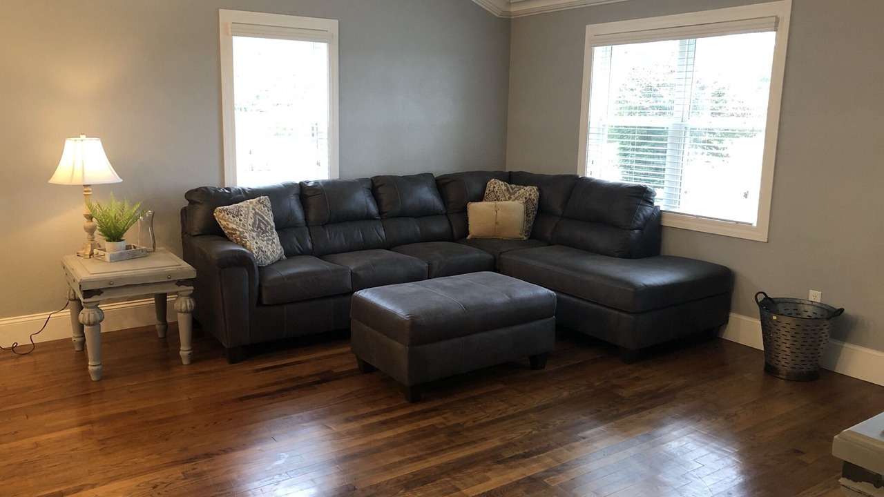 Photo of Livingroom in Oneida