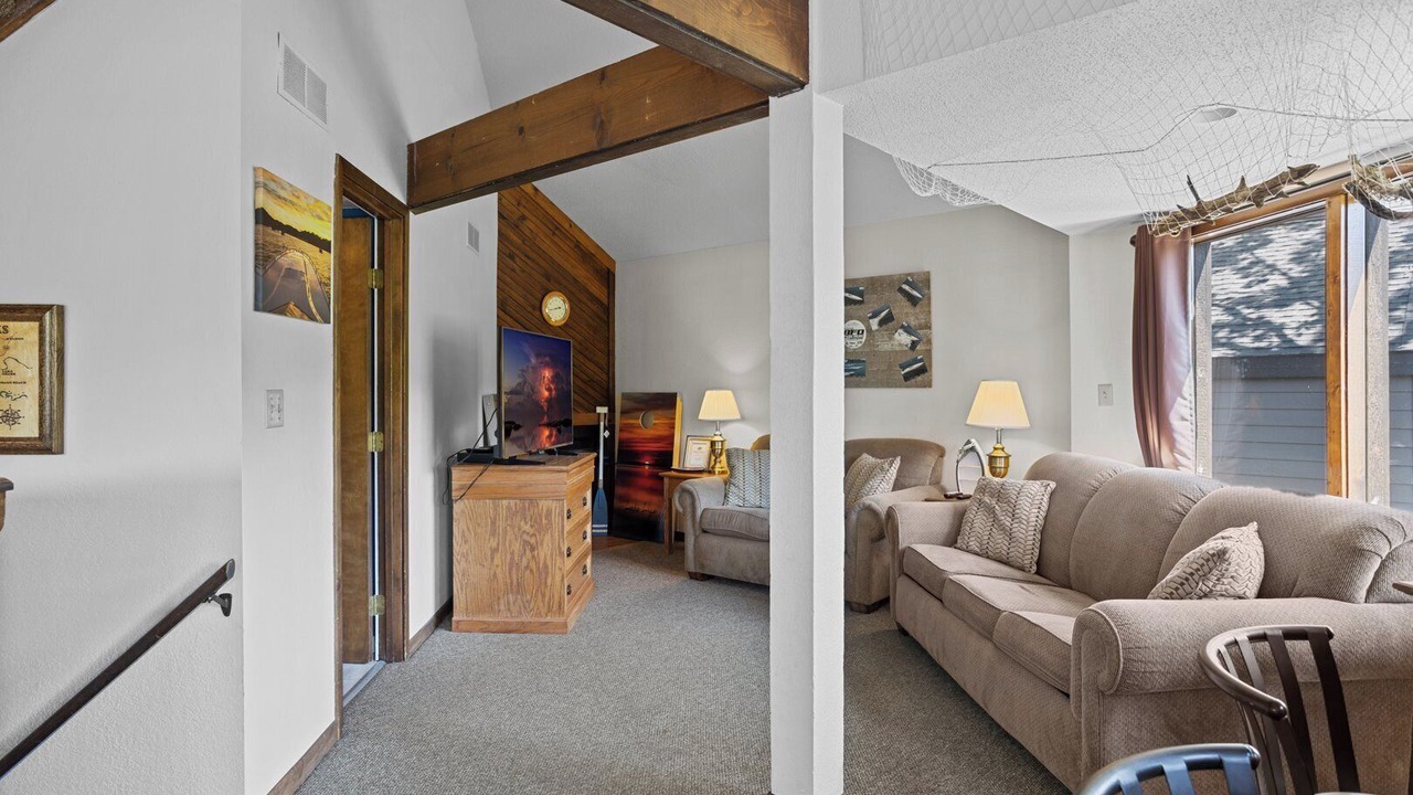 Photo of Livingroom in Osage Beach
