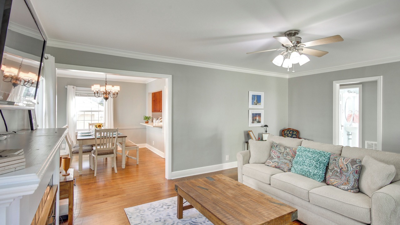 Photo of Livingroom in Tulsa