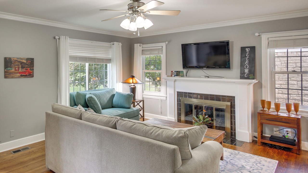 Photo of Livingroom in Tulsa