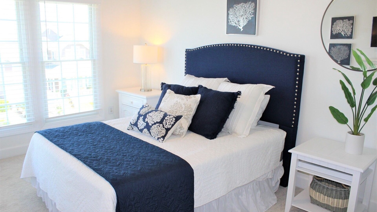 Photo of Bedroom in Manteo