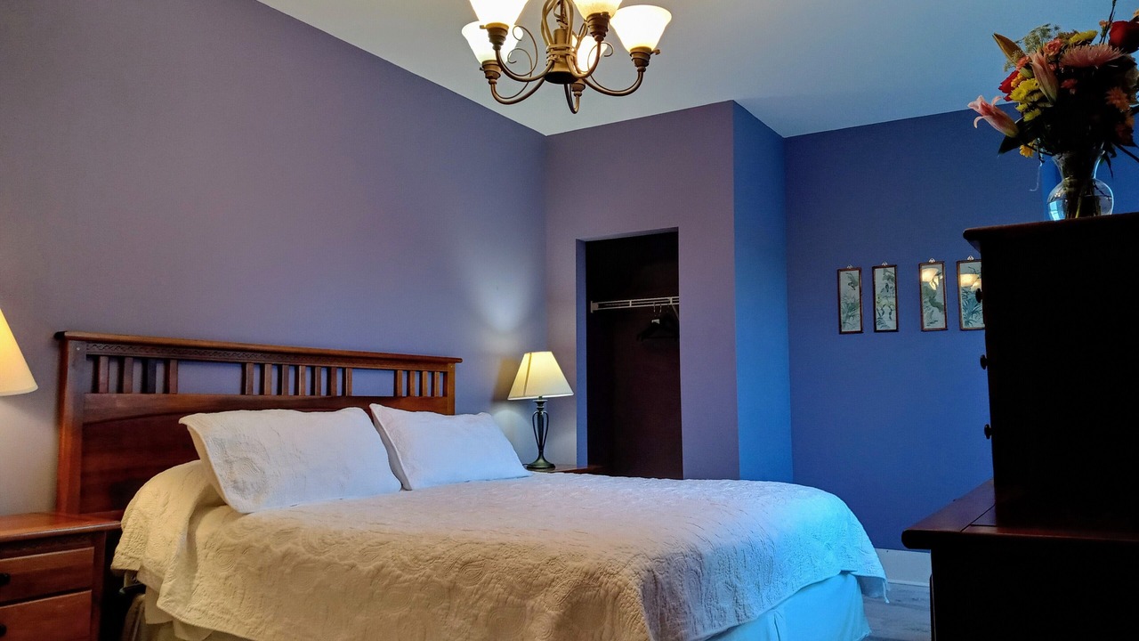 Photo of Bedroom in Cowan