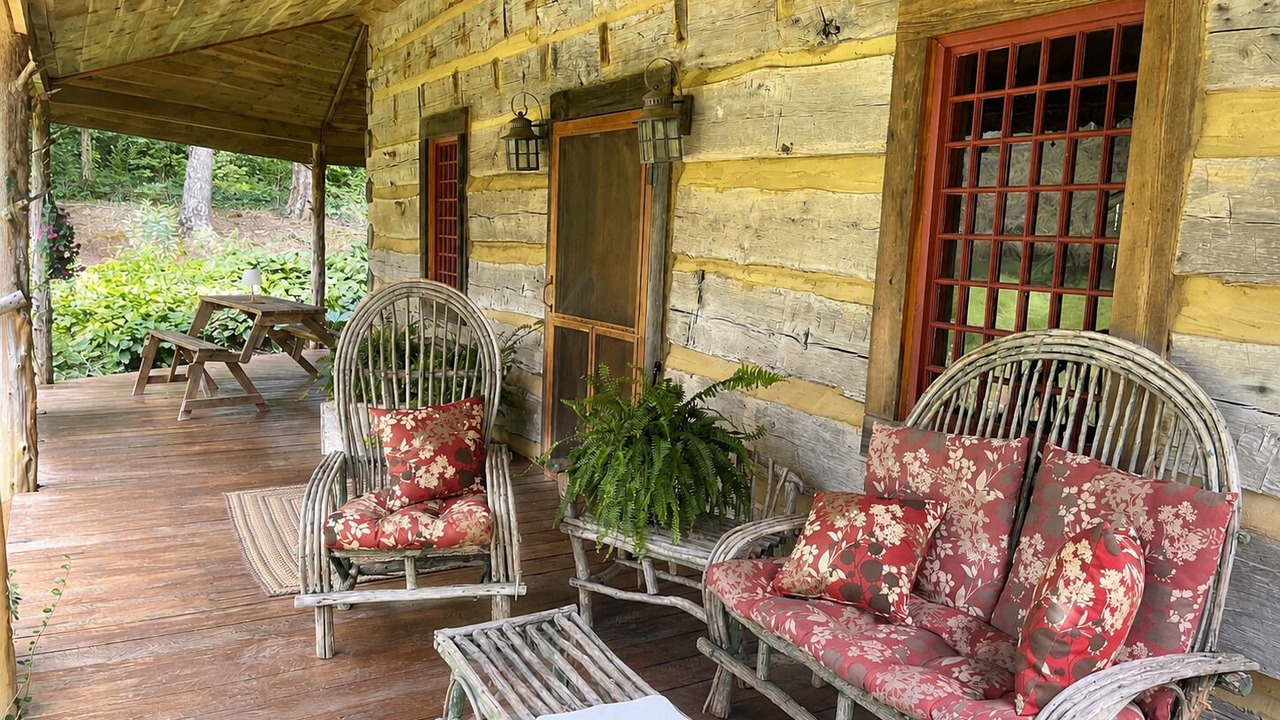 Photo of Outdoor in Limestone