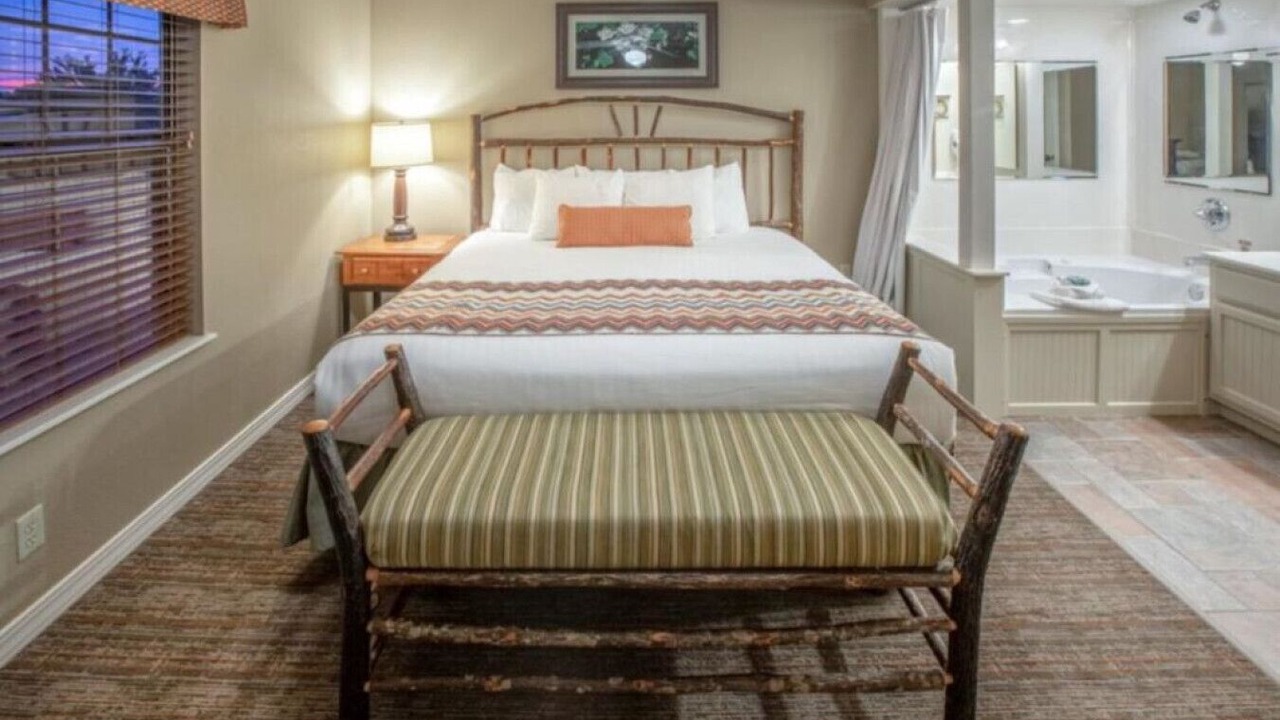 Photo of Bedroom in Branson
